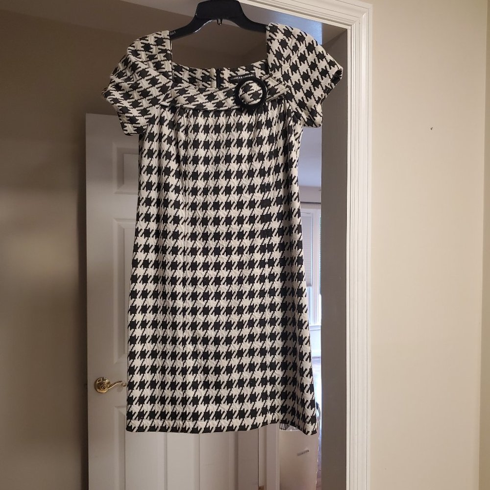 NWT Houndstooth Short-Sleeved Dress (Sz 6)